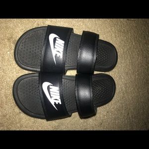 Nike Duo Ultra Slide